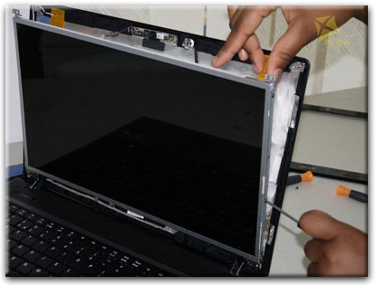 Замена экрана ноутбука Emachines в городе Бор